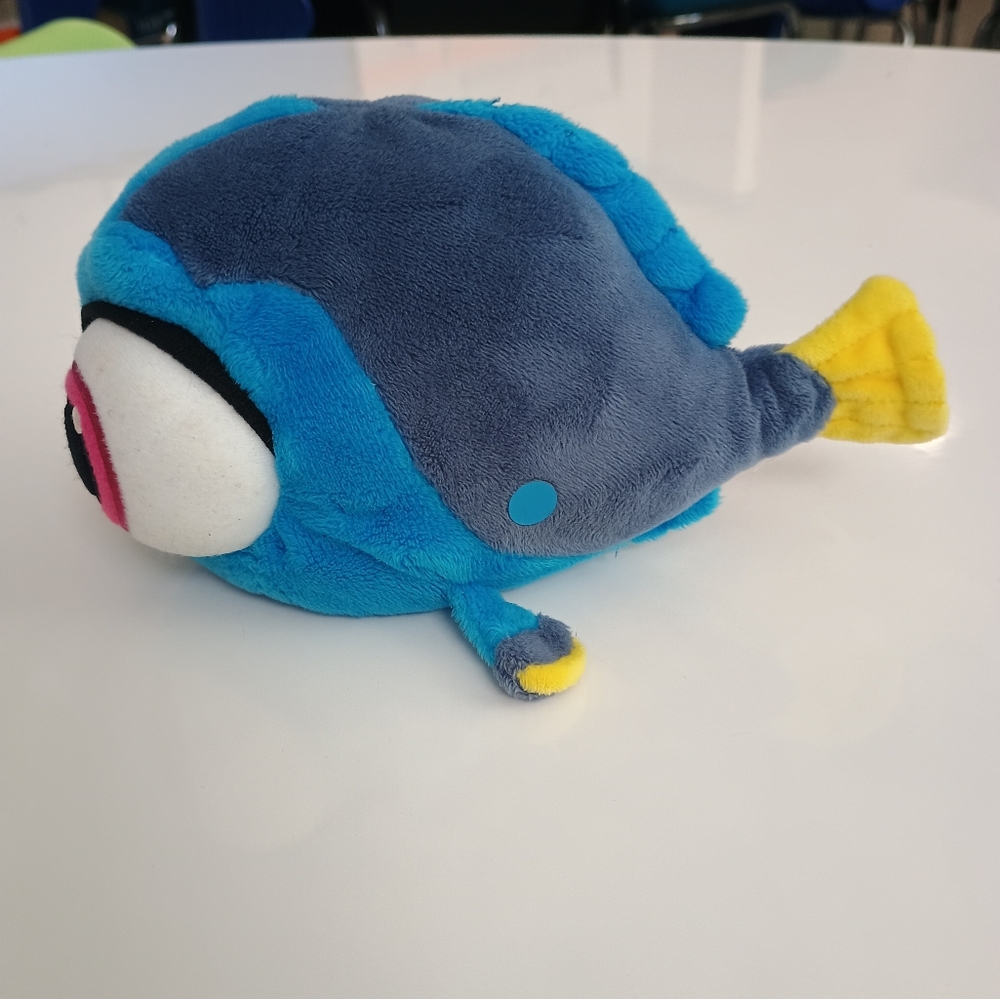 Disney Store Finding Dory Baby Fish Bean Bag Plusg Soft Toy stuffed animal 7" - Picture 4 of 12